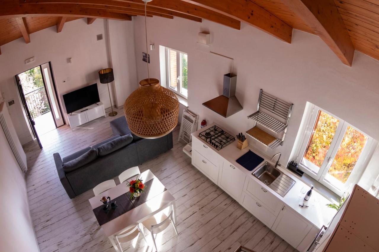 River House แมร์คาเตลโลซุลเมเตาโร ภายนอก รูปภาพ